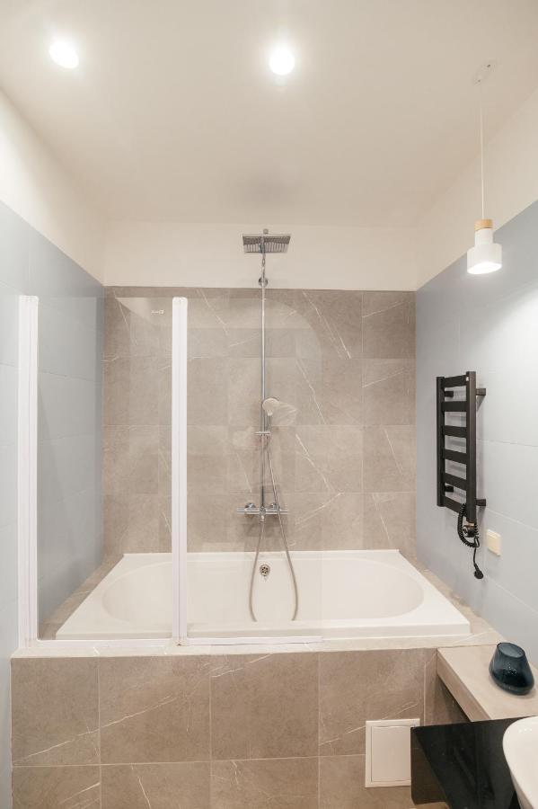 קייב Pearl Premium Apartments 3 מראה חיצוני תמונה